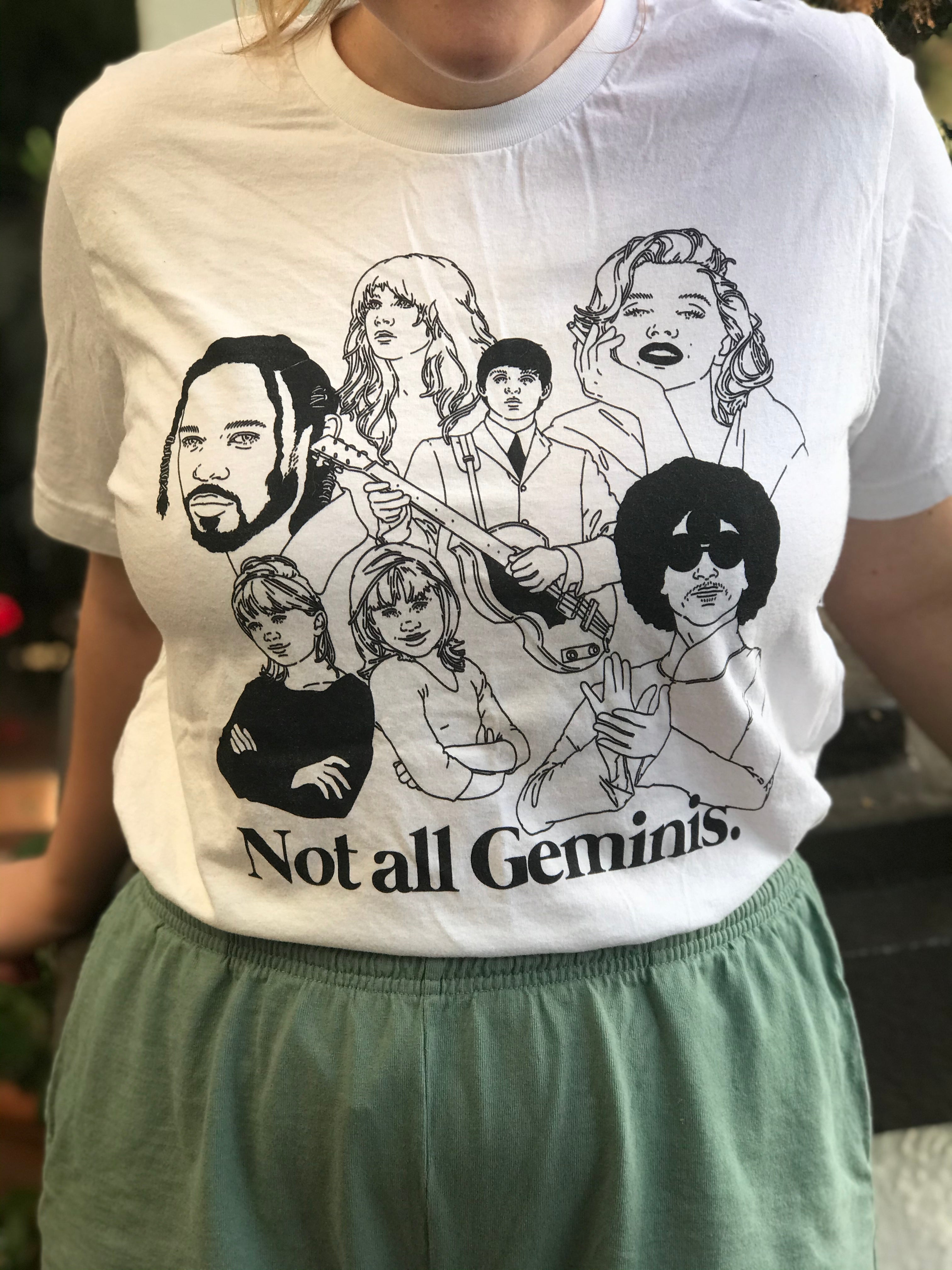 ノイミー photo Tシャツ XL Not All Geminis Shirt | Gemini Zodiac Shirt - NotAllGeminis